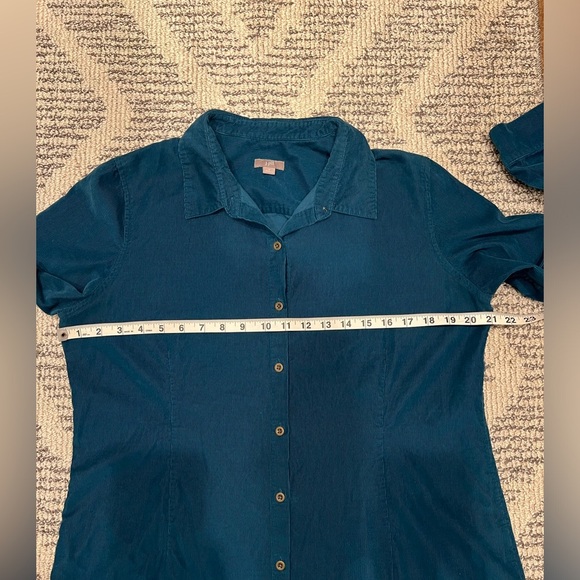 J.Jill Corduroy Cotton button down top - Picture 4 of 10